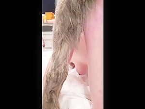 Girl gets knotted first time